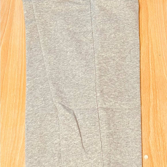 Nike Men's Gray Tapered Leg Sweatpants - Picture 2 of 6